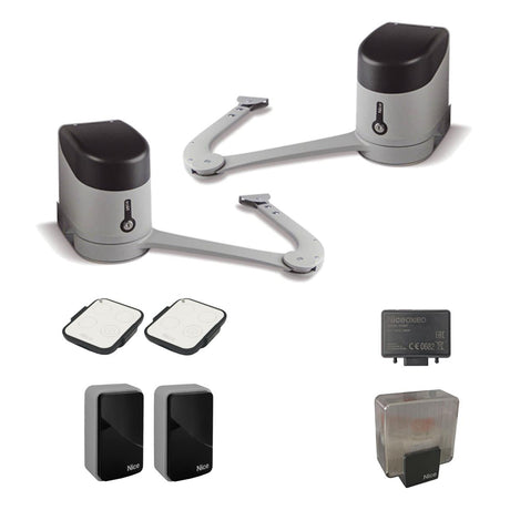 Nice hinged drive for a double-leaf gate, set with photocells